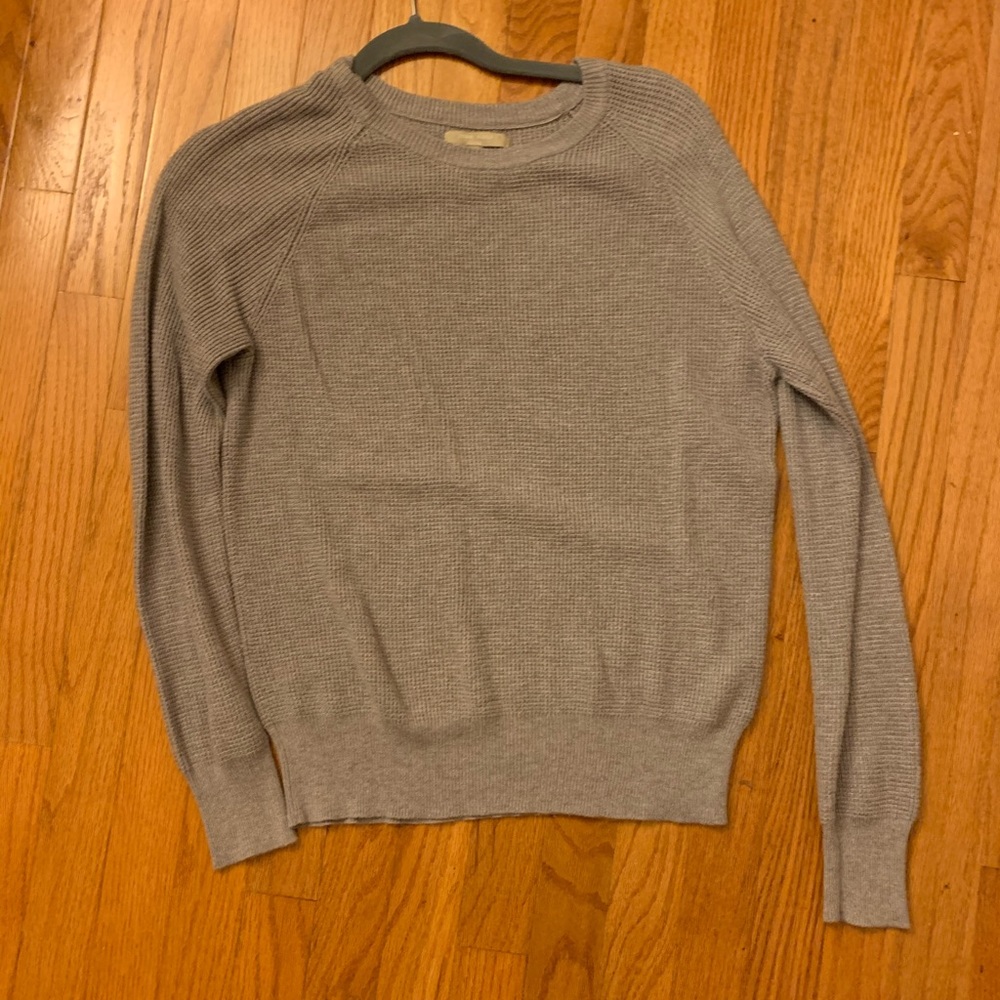 Grey sweater